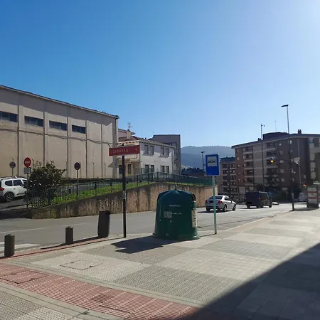 Calida Estancia Descubre La Ciudad Bilbao Exterior photo